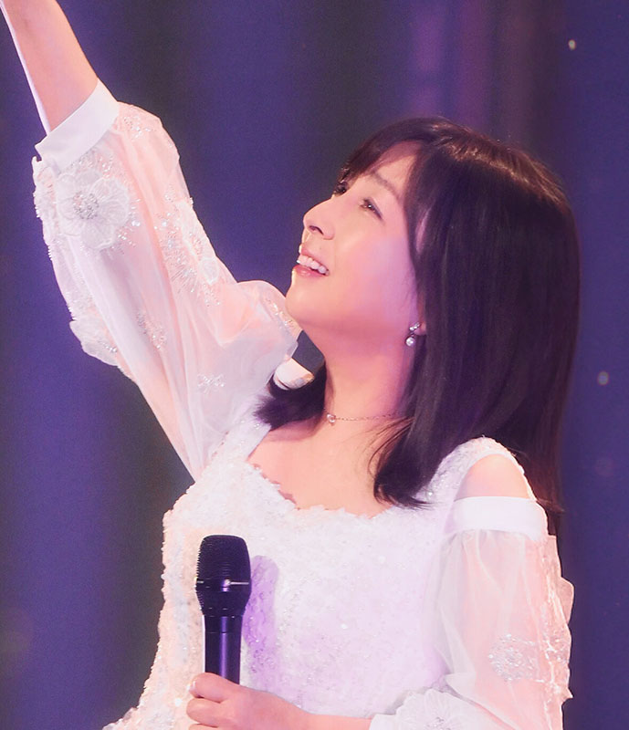 OKAMURA TAKAKO Special Live 2025 “ Christmas Picnic ” 公演の